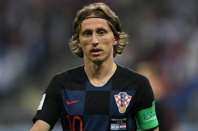 体育博弈：解析“世界波（远射）进球”在概率统计中的随机性陷阱。（从体育博弈视角解读世界波（远射）进球：概率统计中的随机性误区）