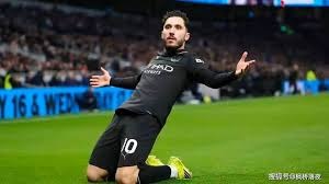 详解棒球规则中的“合法投手板”站位细节