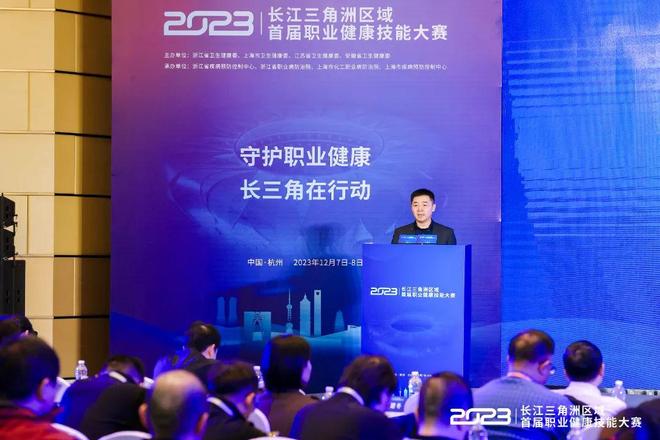 例如引入更 例如引入更