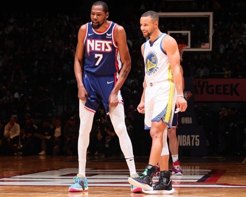 在中场的表 在中场的表