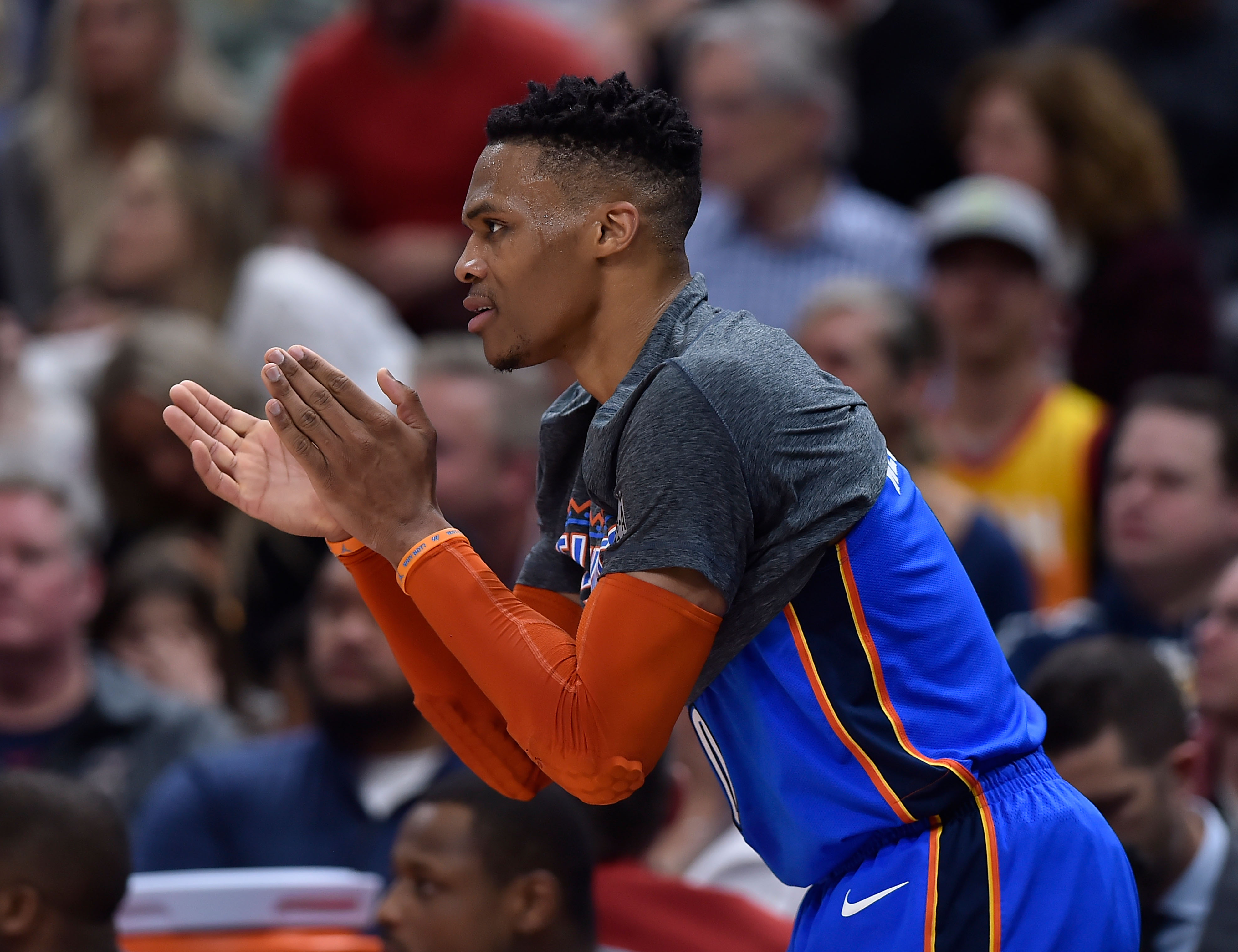 员转会形式 员转会形式